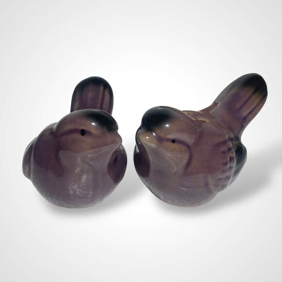 Vintage Ceramic Purple Bird Shakers Salt & Pepper Set Collectible Table Kitchen - Picture 1 of 10